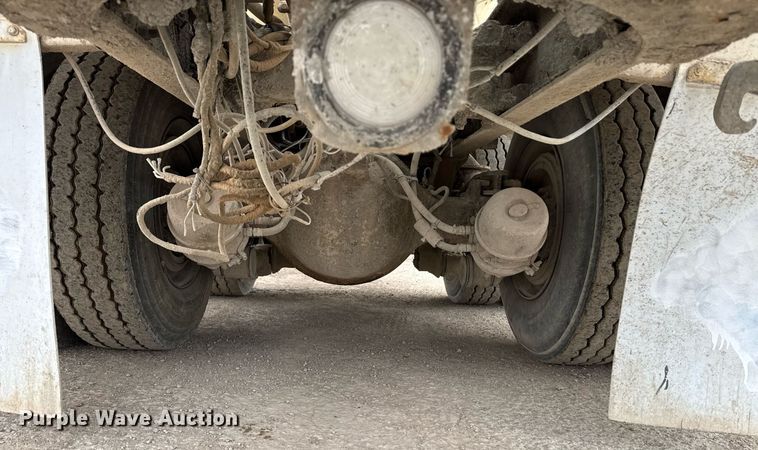 image for item EI4153 2008 Kenworth W900 ready mix truck