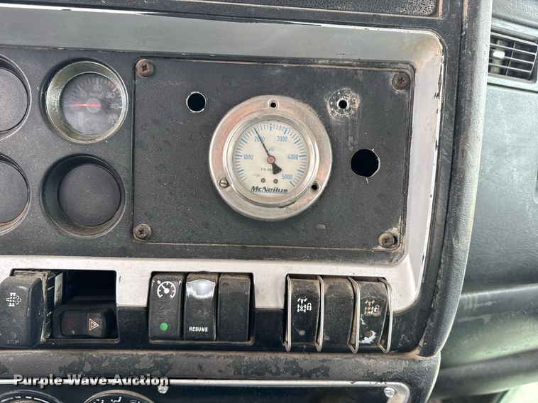 image for item EI4153 2008 Kenworth W900 ready mix truck