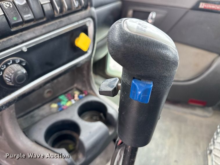 image for item EI4153 2008 Kenworth W900 ready mix truck