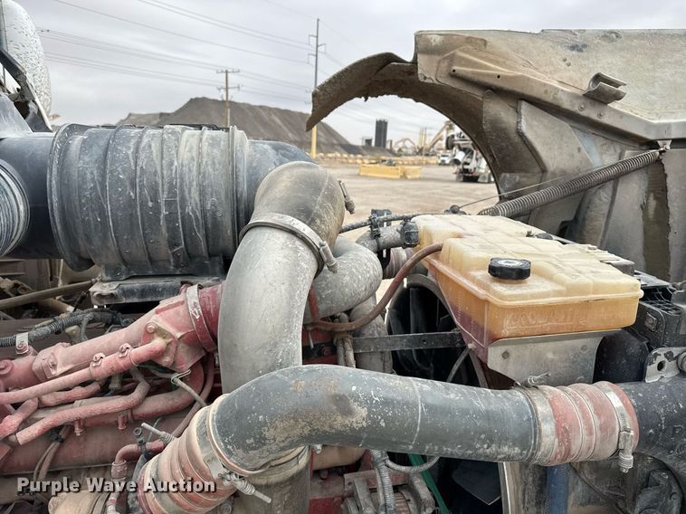 image for item EI4153 2008 Kenworth W900 ready mix truck