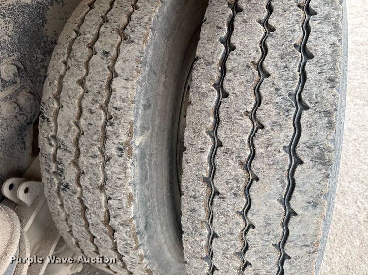 image for item EI4153 2008 Kenworth W900 ready mix truck