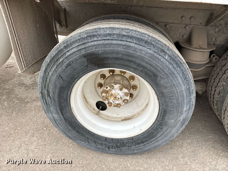 image for item EI4153 2008 Kenworth W900 ready mix truck