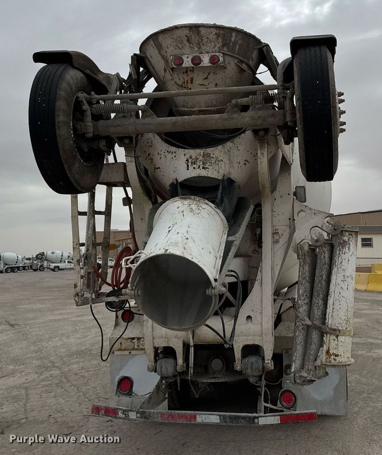 image for item EI4154 2008 Kenworth W900 ready mix truck