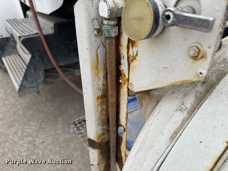 image for item EI4154 2008 Kenworth W900 ready mix truck