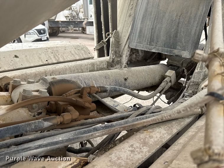 image for item EI4154 2008 Kenworth W900 ready mix truck