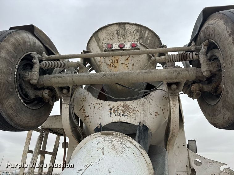 image for item EI4154 2008 Kenworth W900 ready mix truck