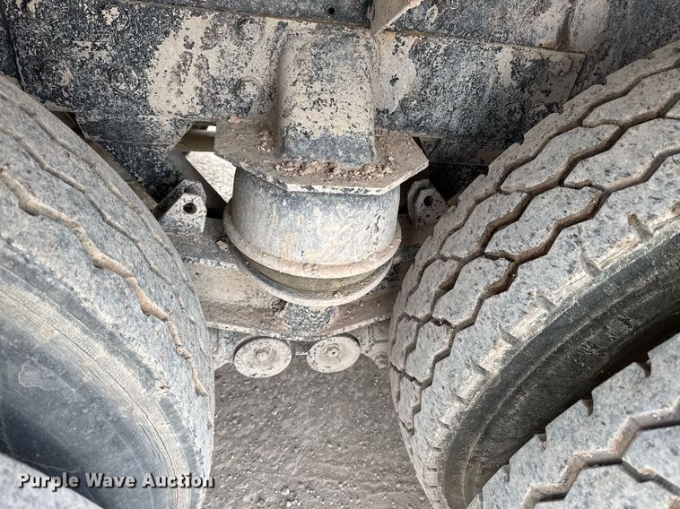 image for item EI4154 2008 Kenworth W900 ready mix truck