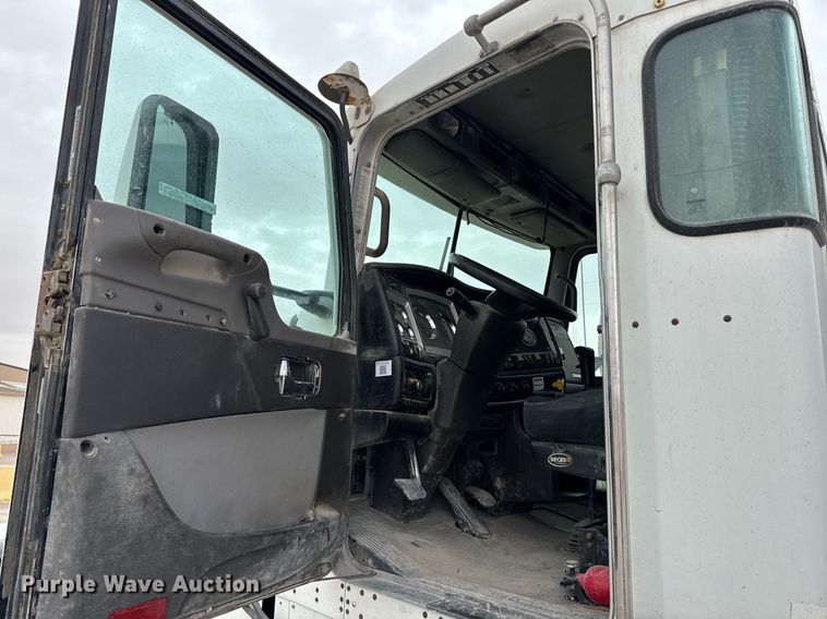 image for item EI4154 2008 Kenworth W900 ready mix truck