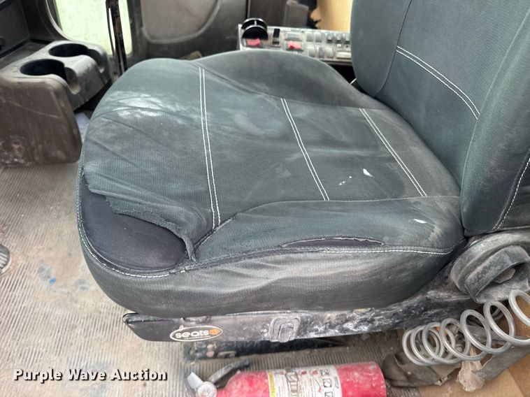 image for item EI4154 2008 Kenworth W900 ready mix truck