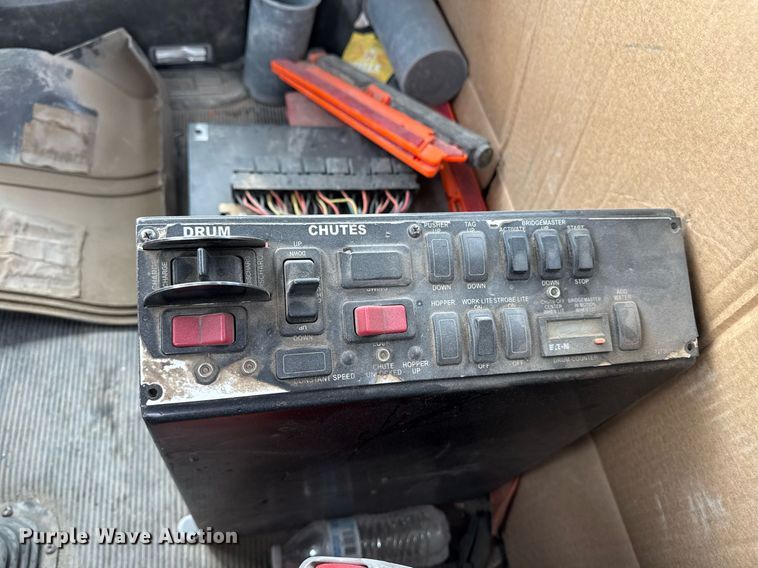 image for item EI4154 2008 Kenworth W900 ready mix truck