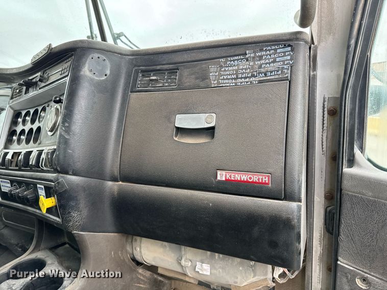 image for item EI4154 2008 Kenworth W900 ready mix truck