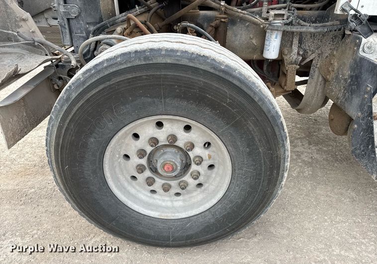 image for item EI4154 2008 Kenworth W900 ready mix truck