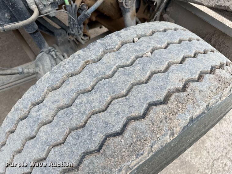 image for item EI4154 2008 Kenworth W900 ready mix truck