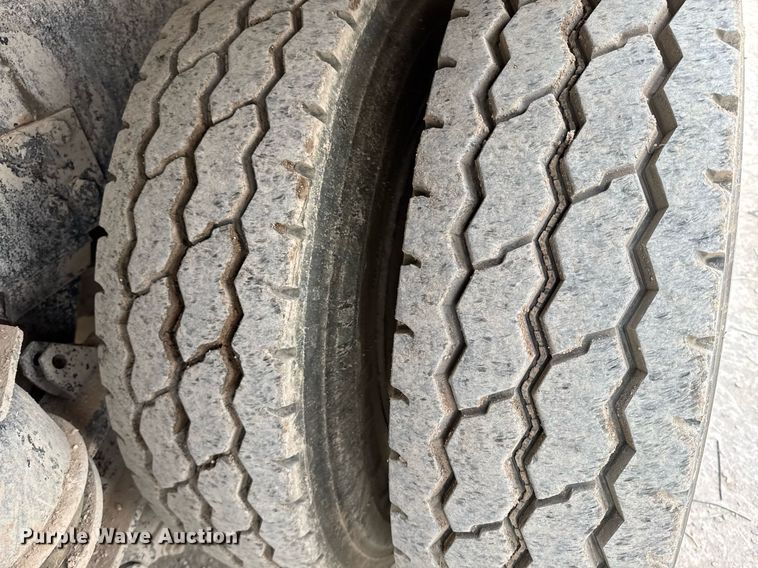 image for item EI4154 2008 Kenworth W900 ready mix truck