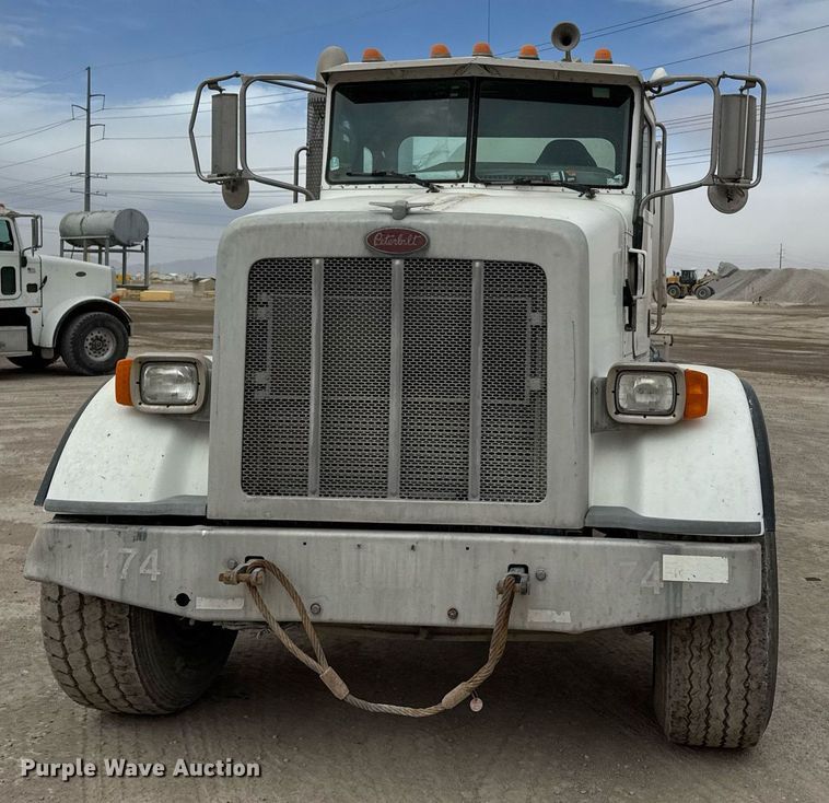 image for item EI4155 2011 Peterbilt 365 ready mix truck