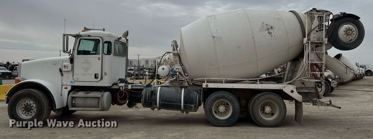 image for item EI4155 2011 Peterbilt 365 ready mix truck