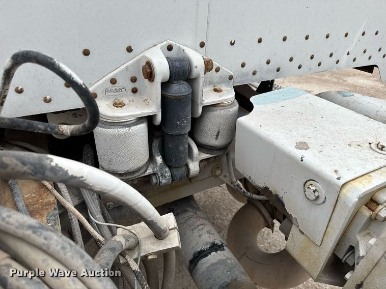 image for item EI4155 2011 Peterbilt 365 ready mix truck