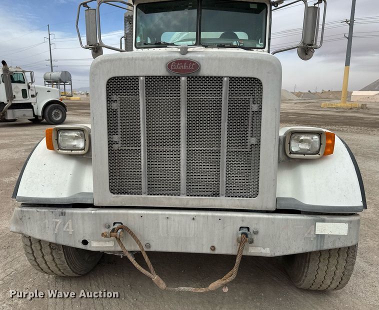 image for item EI4155 2011 Peterbilt 365 ready mix truck