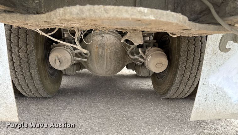 image for item EI4155 2011 Peterbilt 365 ready mix truck