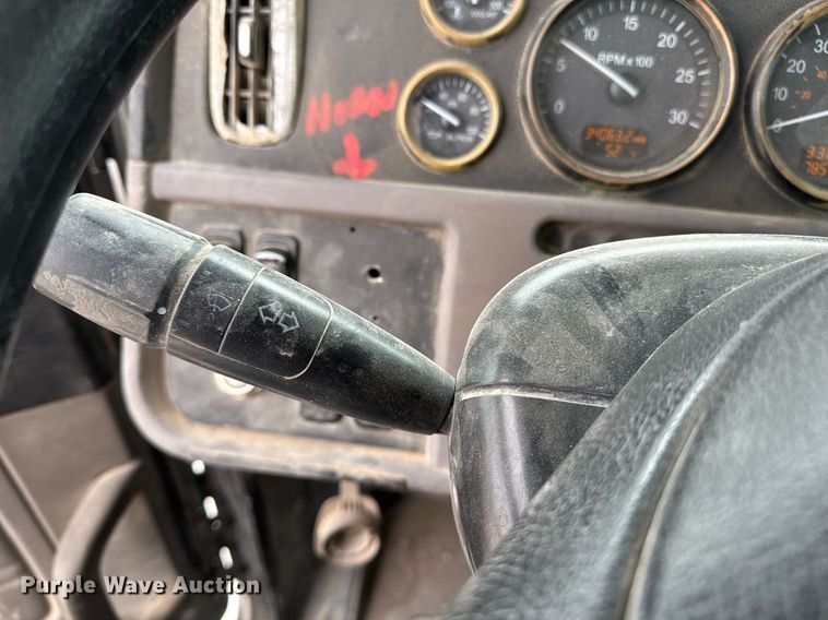 image for item EI4155 2011 Peterbilt 365 ready mix truck