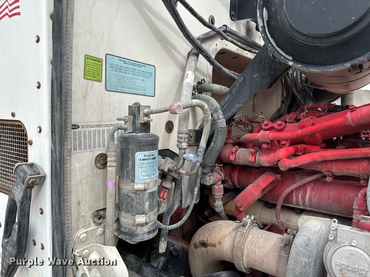 image for item EI4155 2011 Peterbilt 365 ready mix truck