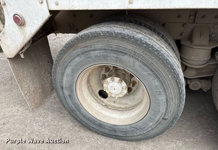 image for item EI4155 2011 Peterbilt 365 ready mix truck