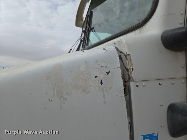 image for item EI4156 2008 Kenworth W900 ready mix truck