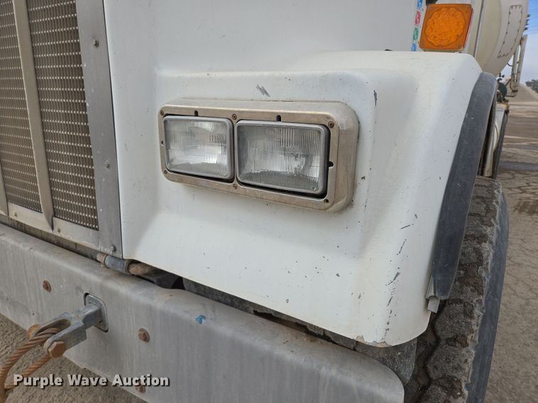 image for item EI4156 2008 Kenworth W900 ready mix truck