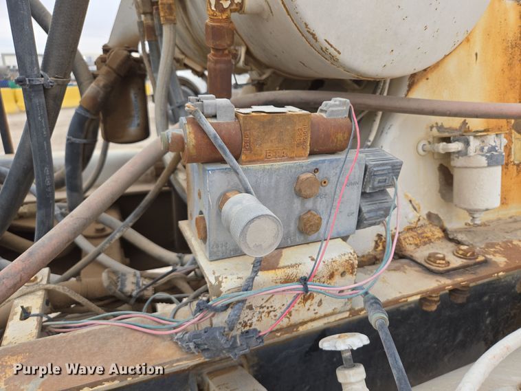 image for item EI4156 2008 Kenworth W900 ready mix truck