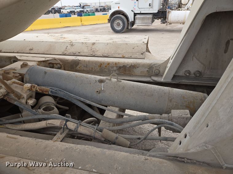 image for item EI4156 2008 Kenworth W900 ready mix truck