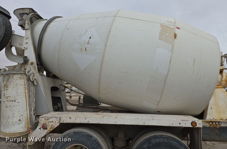 image for item EI4156 2008 Kenworth W900 ready mix truck