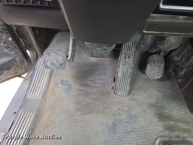 image for item EI4156 2008 Kenworth W900 ready mix truck