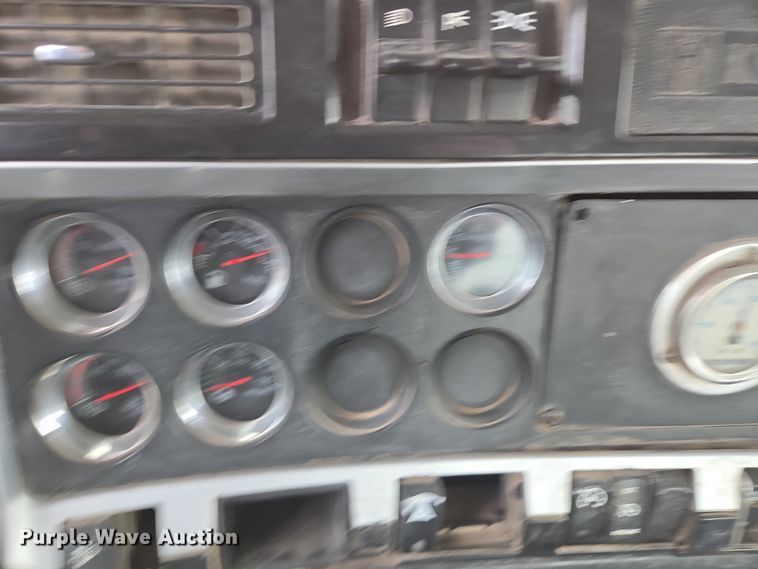 image for item EI4156 2008 Kenworth W900 ready mix truck