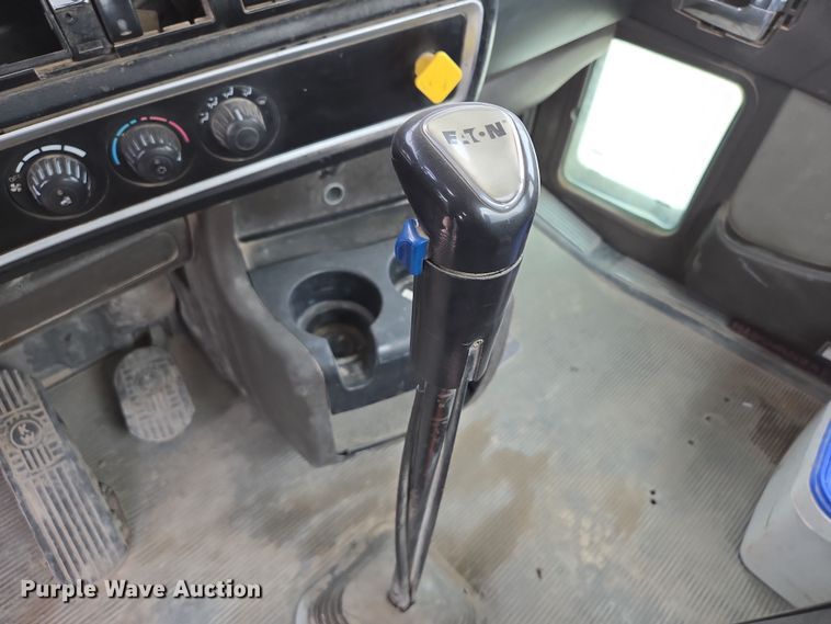 image for item EI4156 2008 Kenworth W900 ready mix truck