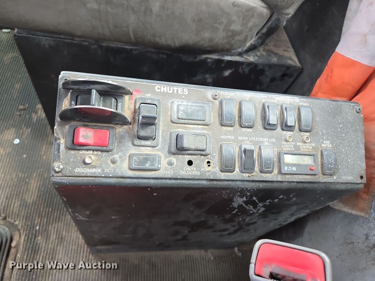 image for item EI4156 2008 Kenworth W900 ready mix truck