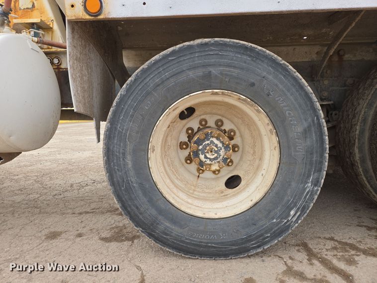 image for item EI4156 2008 Kenworth W900 ready mix truck