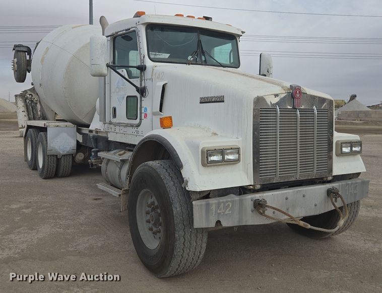 image for item EI4157 2007 Kenworth W900 ready mix truck
