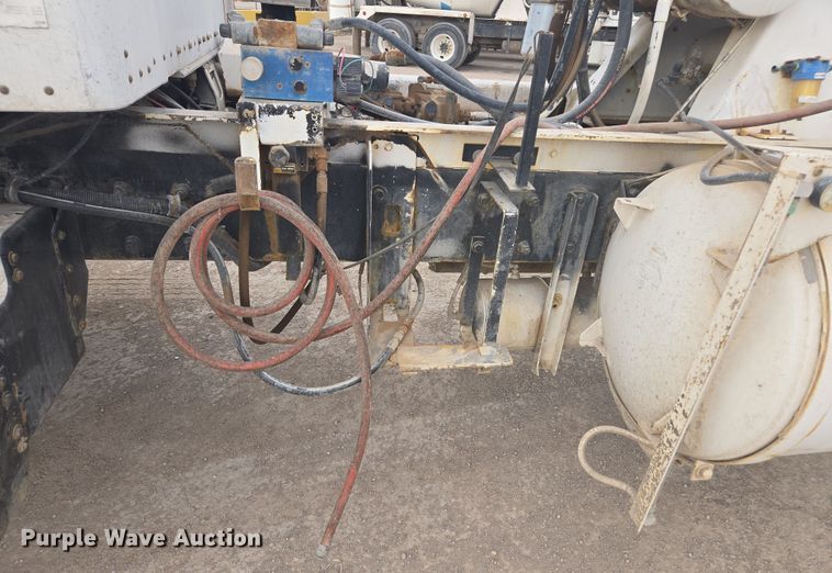 image for item EI4157 2007 Kenworth W900 ready mix truck