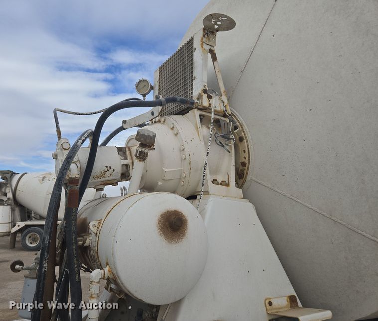 image for item EI4157 2007 Kenworth W900 ready mix truck