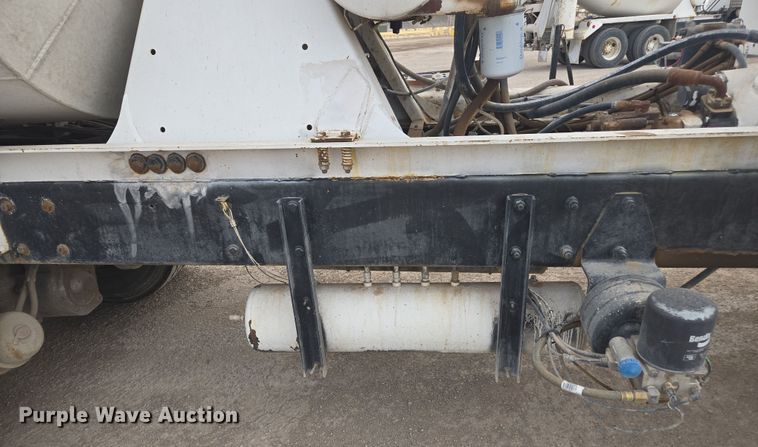 image for item EI4157 2007 Kenworth W900 ready mix truck