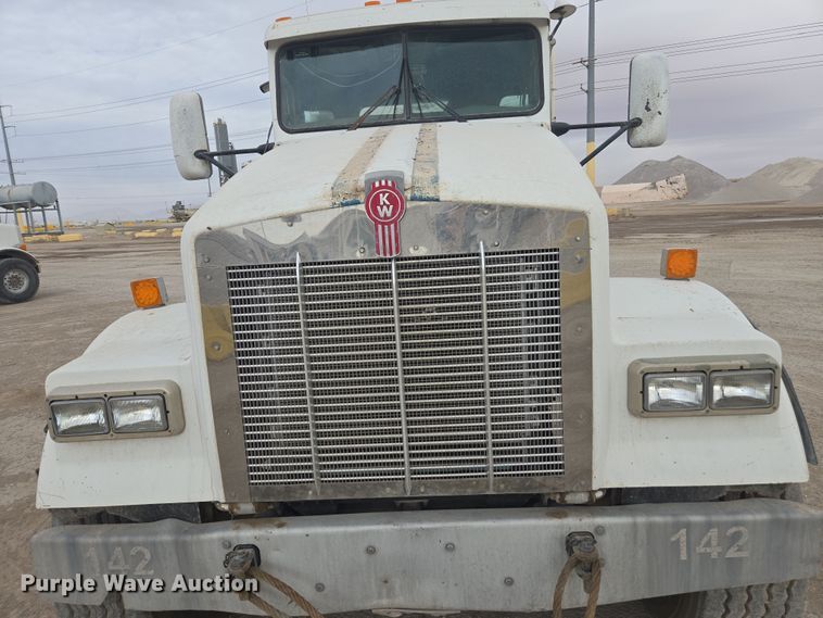 image for item EI4157 2007 Kenworth W900 ready mix truck