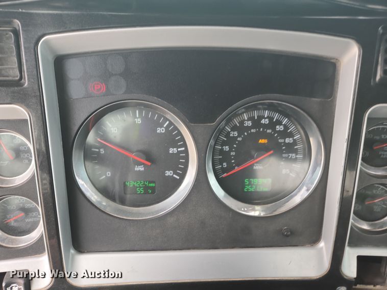 image for item EI4157 2007 Kenworth W900 ready mix truck