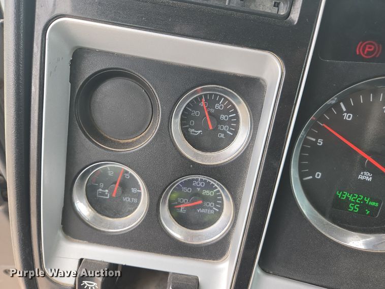 image for item EI4157 2007 Kenworth W900 ready mix truck