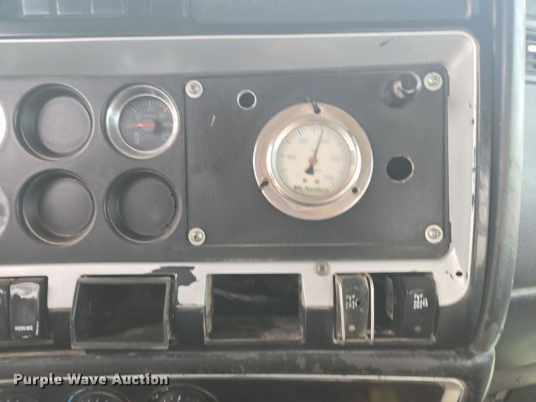 image for item EI4157 2007 Kenworth W900 ready mix truck