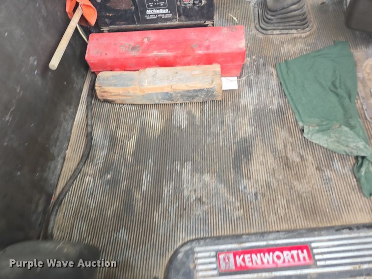 image for item EI4157 2007 Kenworth W900 ready mix truck