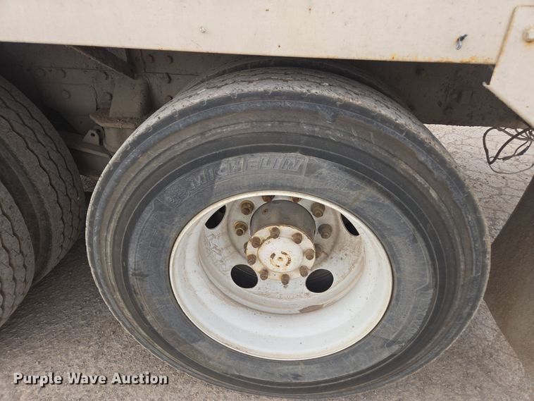 image for item EI4157 2007 Kenworth W900 ready mix truck