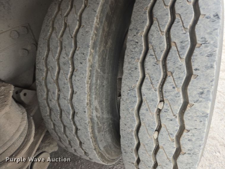 image for item EI4157 2007 Kenworth W900 ready mix truck