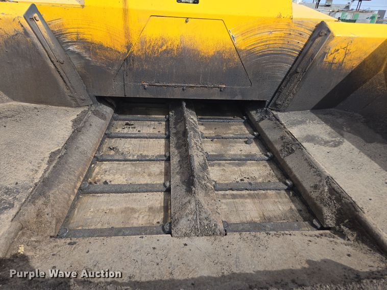 image for item EI4162 2020 Carlson CP85 paver