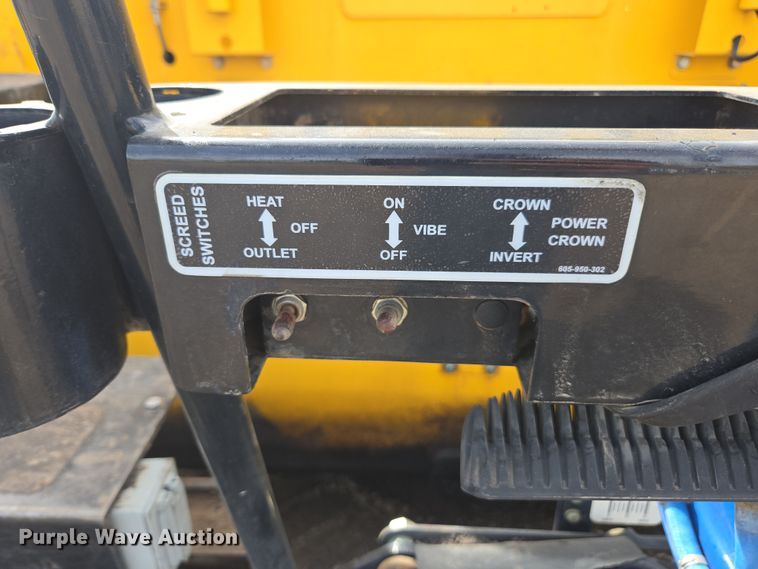 image for item EI4162 2020 Carlson CP85 paver