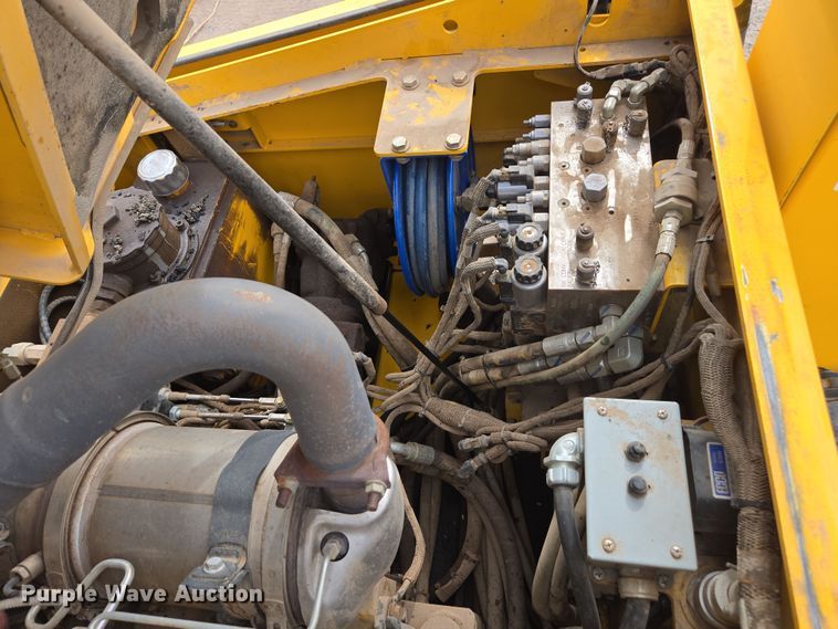 image for item EI4162 2020 Carlson CP85 paver